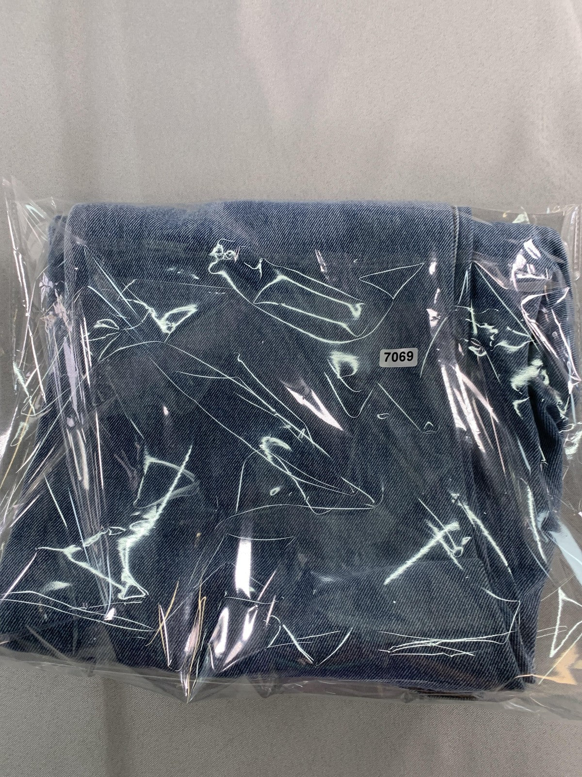 H&M Jeans Womens 12 Blue Straight Leg Distressed Denim Mid Rise Casual Pants