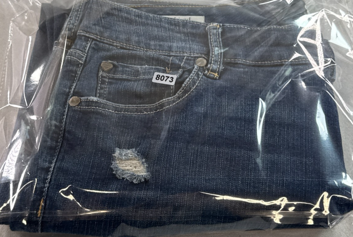Torrid Boyfriend Distressed Jeans Womens 12 Crop Raw Hem Stretch Denim Blue