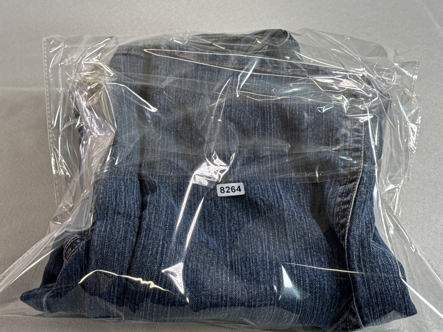 Gloria Vanderbilt Amanda Straight Leg Jeans Womens 12 Blue Cotton Blend Mid Slim