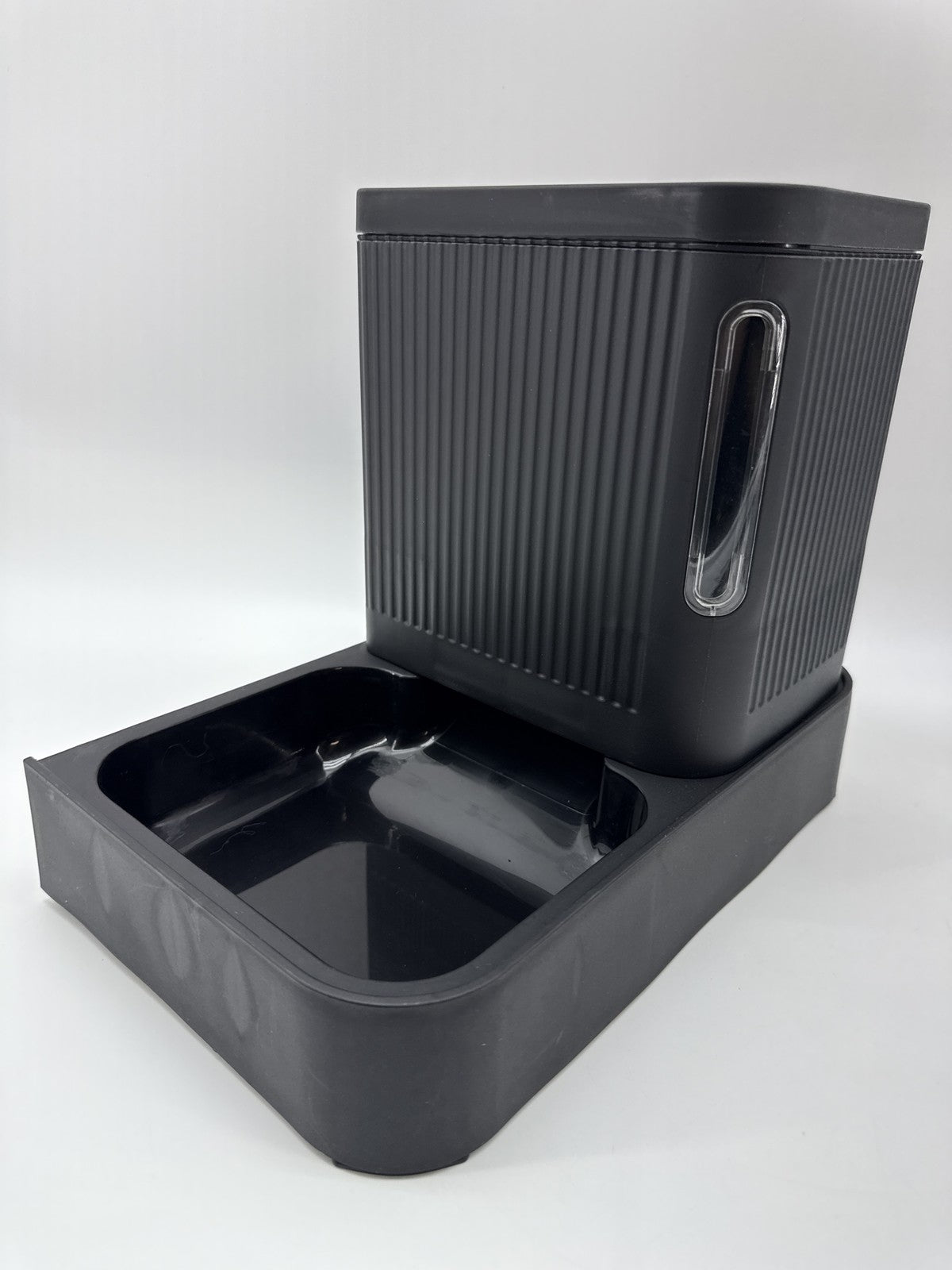Zomisia Gravity Pet Feeder Black Plastic Dual Compartments Modern