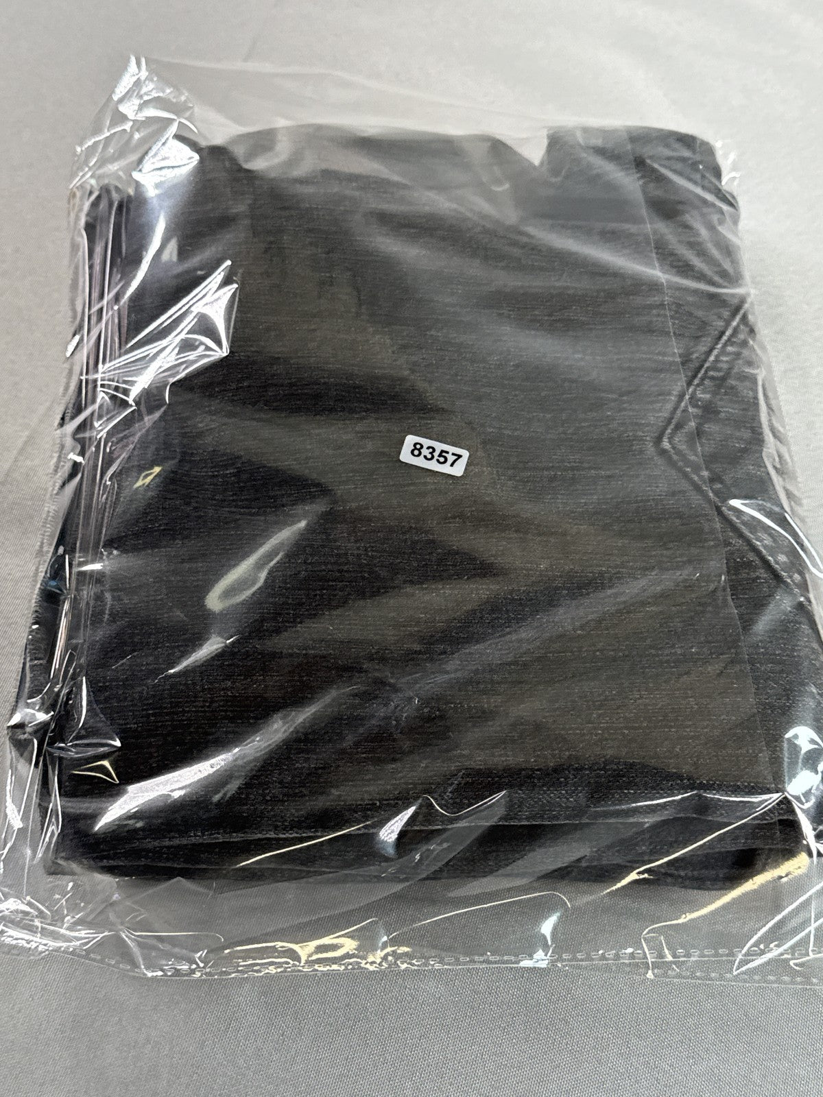 rag bone Straight Fit Jeans 32x32 Black 100% Cotton Leg Made in USA Button