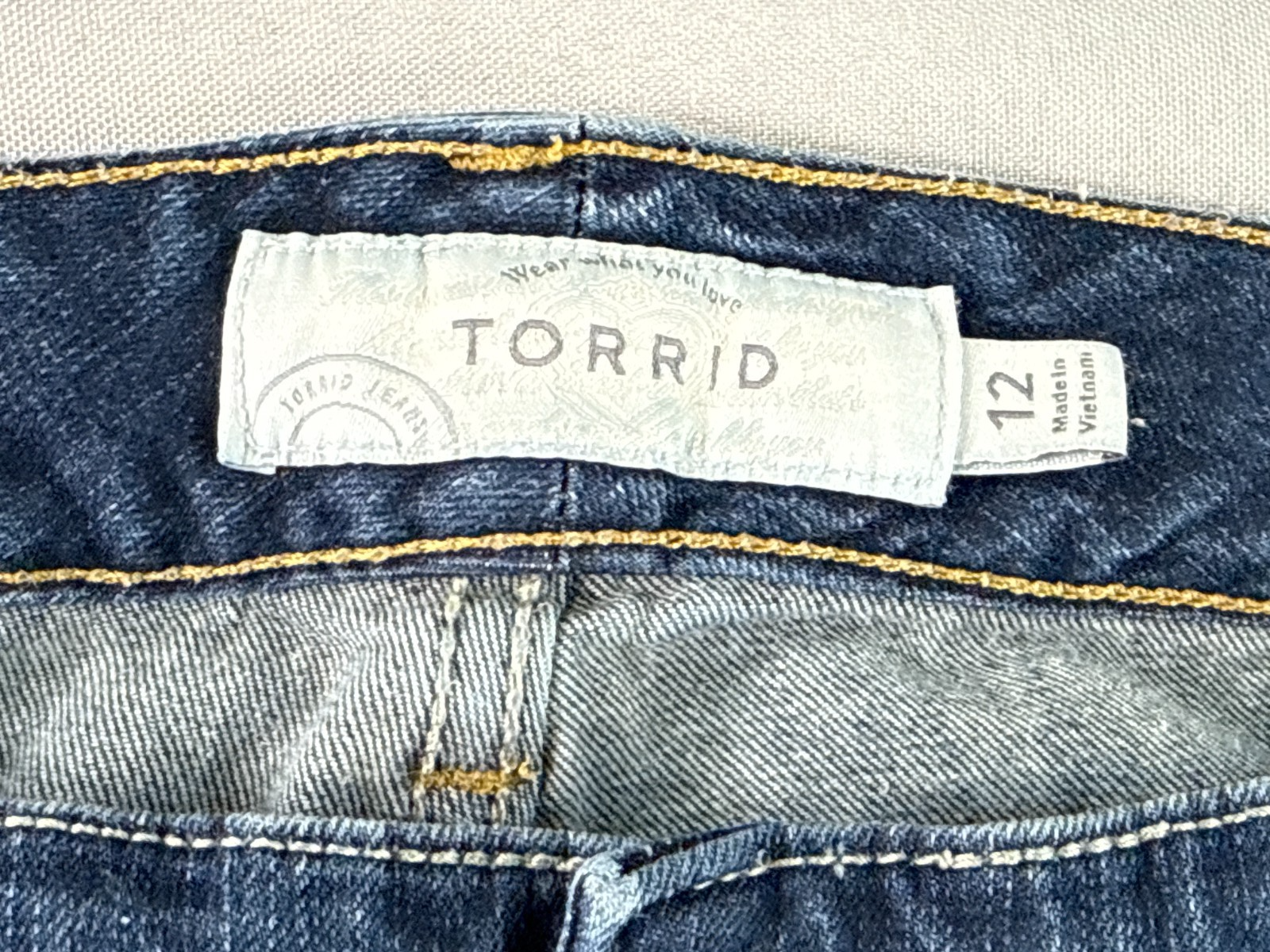 Torrid Boyfriend Distressed Jeans Womens 12 Crop Raw Hem Stretch Denim Blue