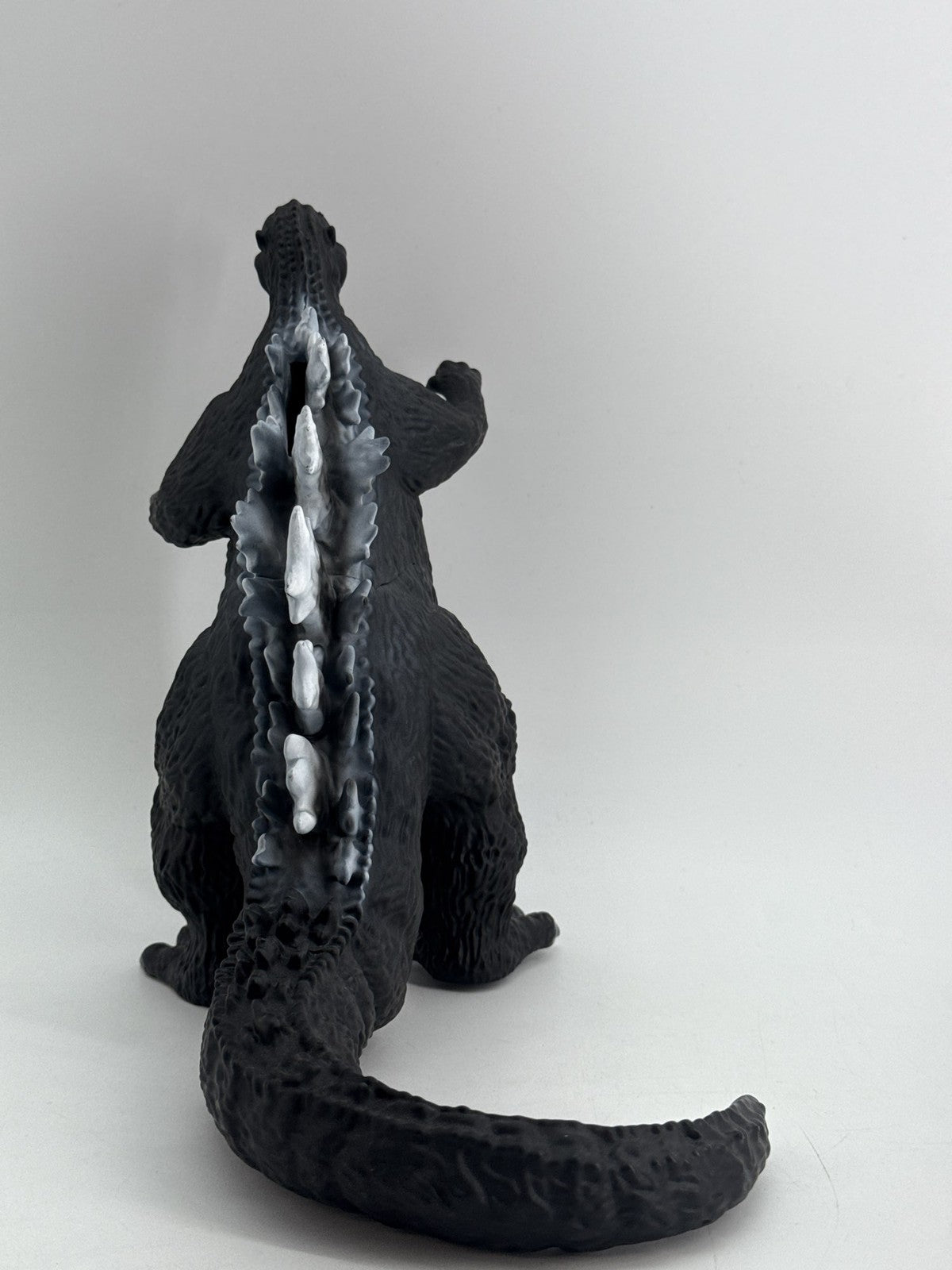 Godzilla Deluxe Figural Coin Bank Monogram #75001 2015 Black TOHO Vinyl Apparel