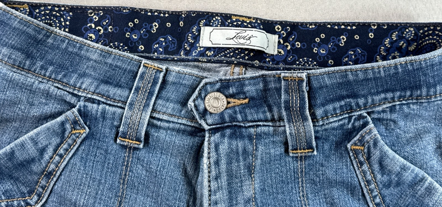 Signature by Levi Strauss & Co. Women's Modern Capri Jeans size 9/10
