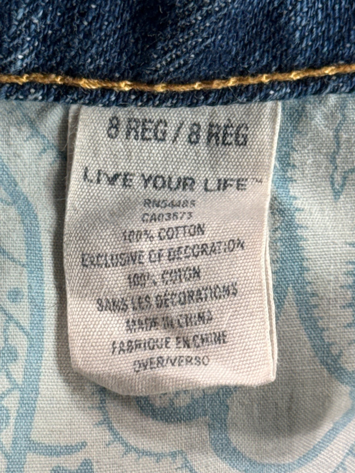 American Eagle Jeans Womens 8 Distressed Destroyed Cropped Medium Wash Boyfriend