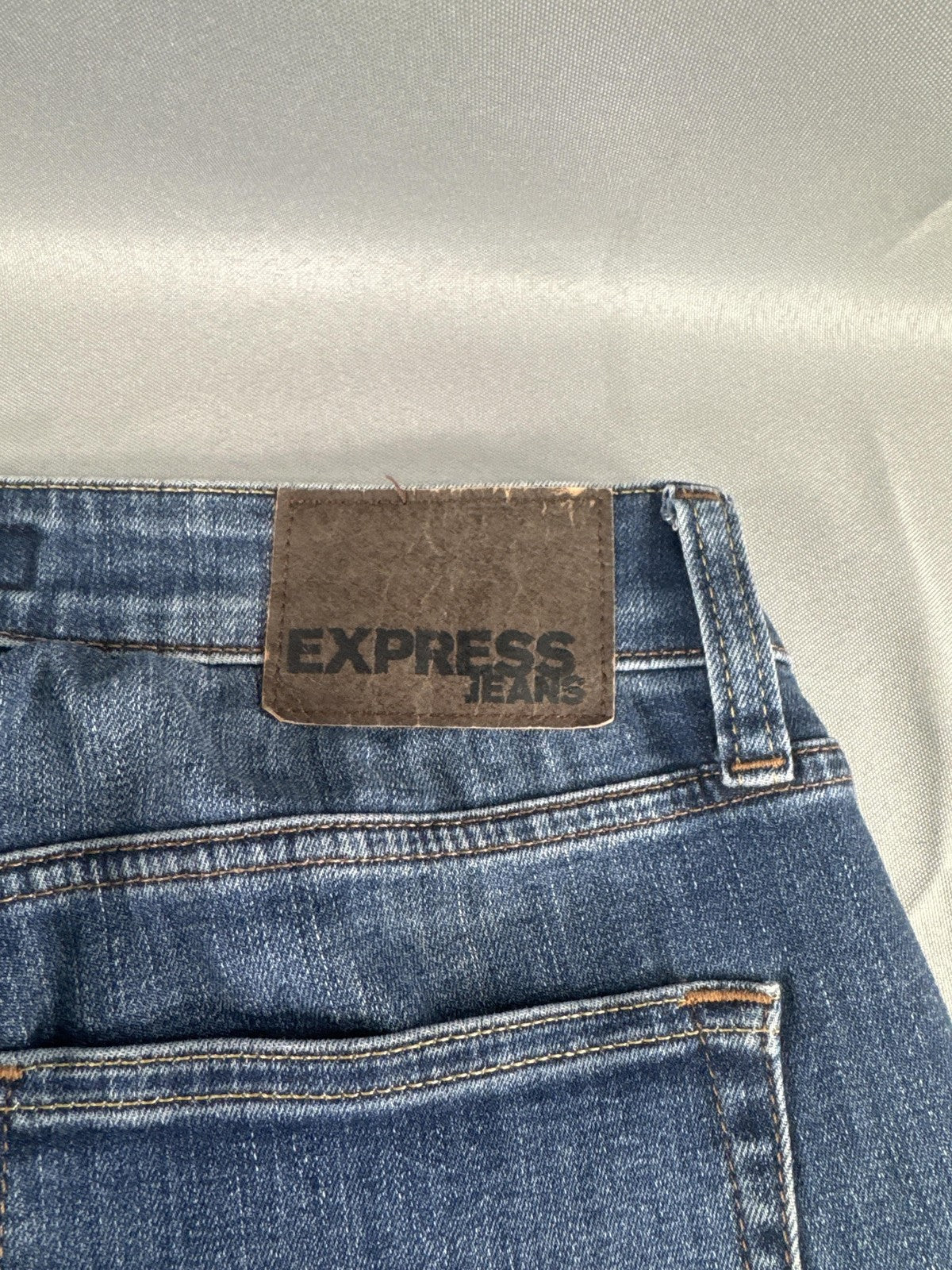 Express Jeans Mens 29x30 Blue Skinny Hyper Stretch Denim Medium Wash Pants Red