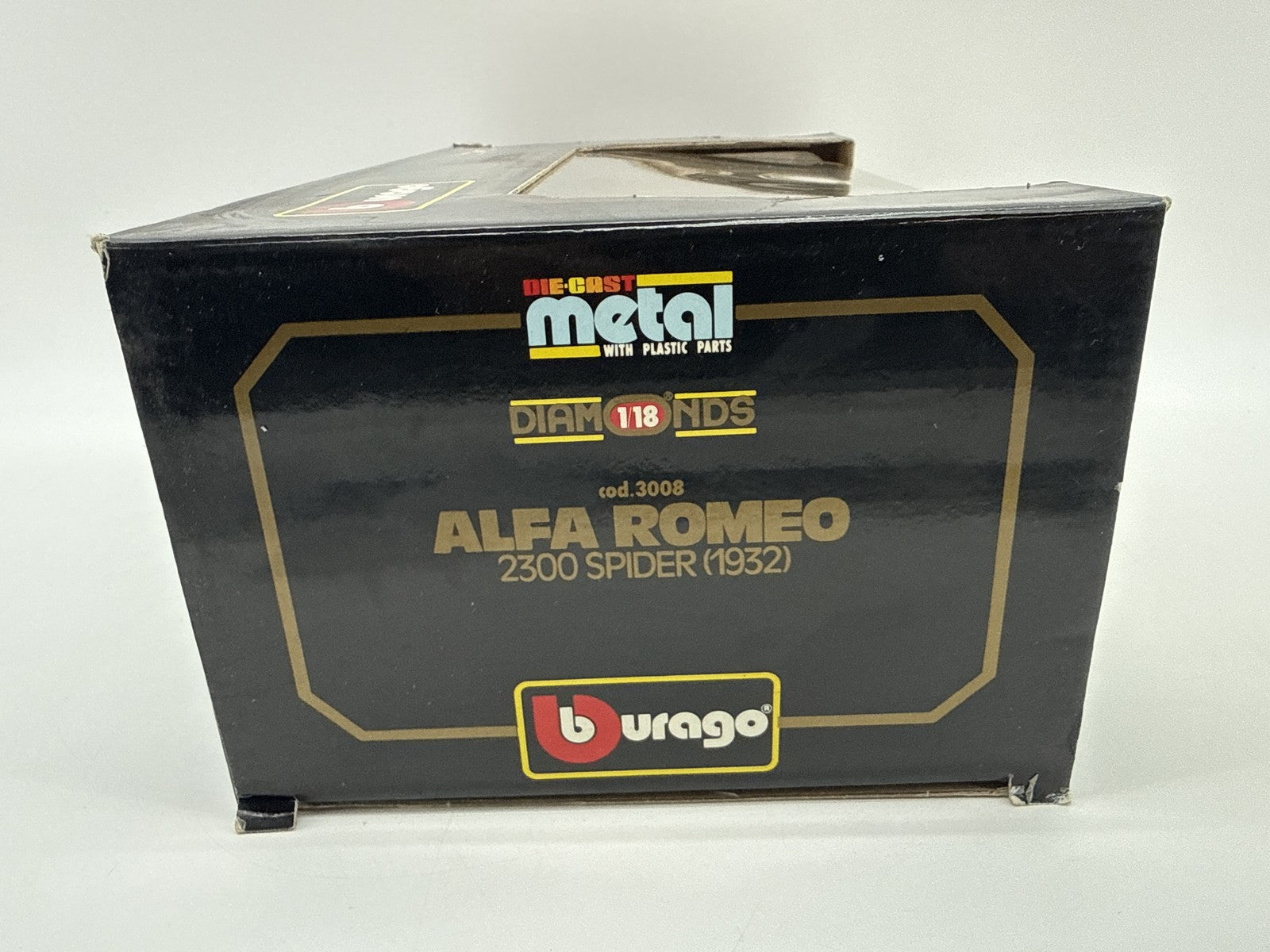Bburago Alfa Romeo 1:18 Diecast Toy Vehicle Yellow Vintage Limited Edition