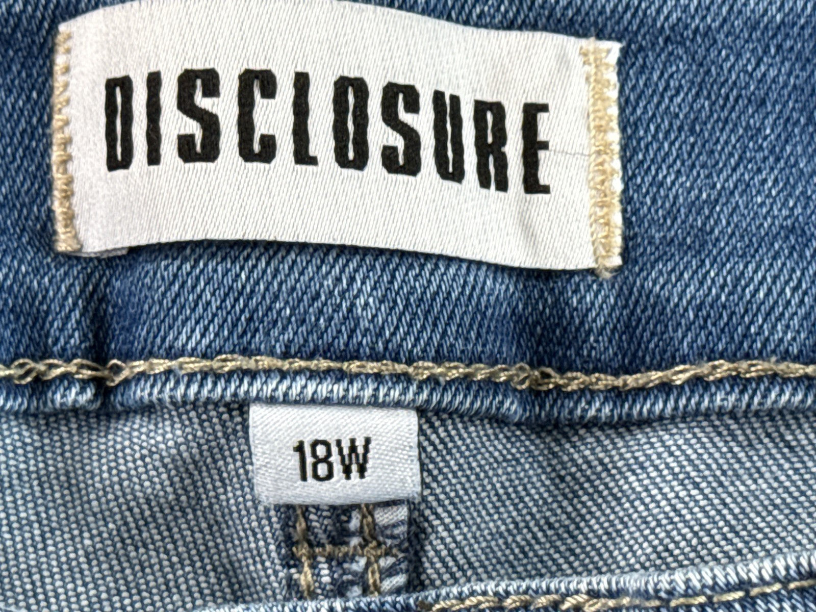 DISCLOSURE Light Wash Skinny Jeans 18W Cotton Blend Distressed Frayed
