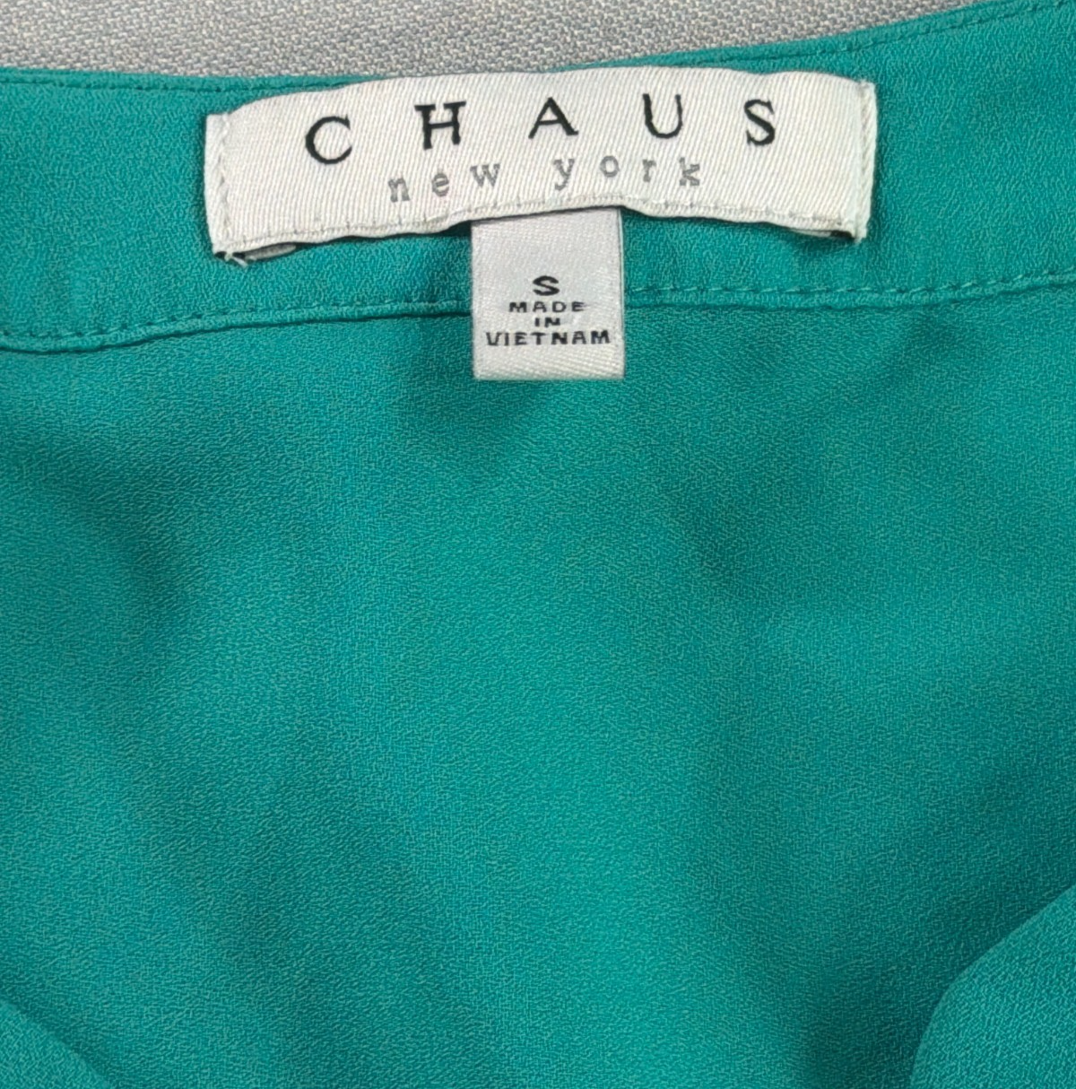 Chaus New York Blouse Women Small Teal Green V Neck Roll Tab Sleeve Chiffon Top
