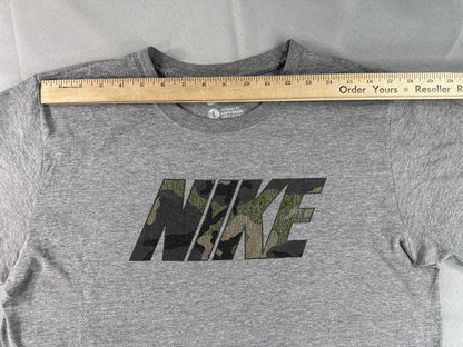 Nike Camo Logo Graphic Tee Mens L Gray Cotton Crewneck Short Sleeve Regular Fit