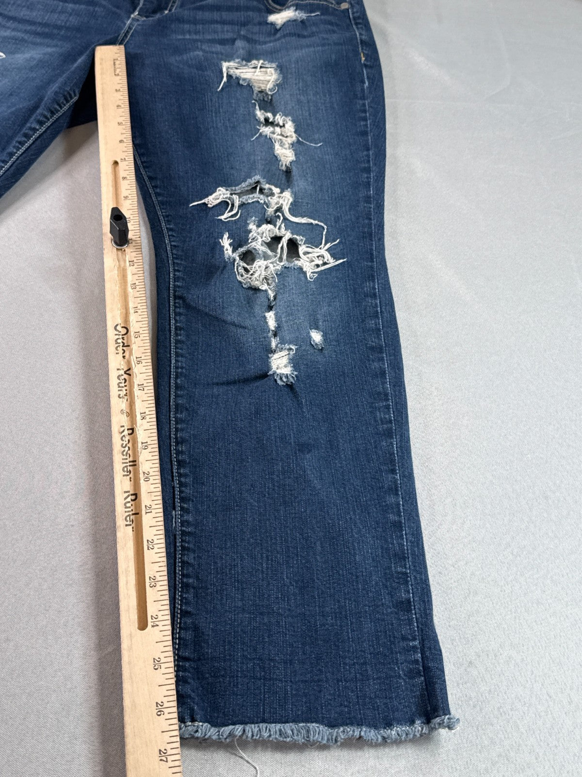 Torrid Boyfriend Distressed Jeans Womens 12 Crop Raw Hem Stretch Denim Blue