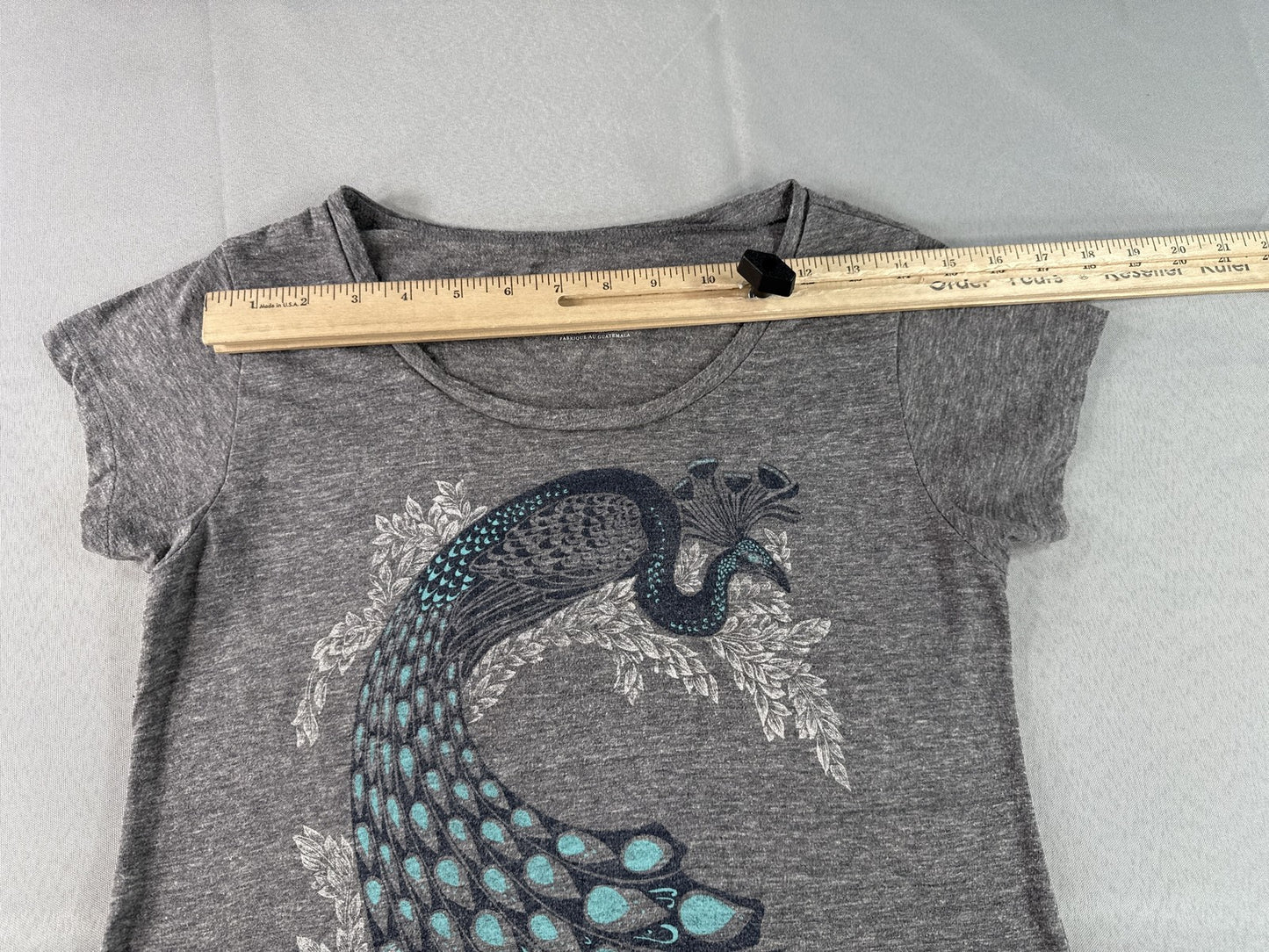 Lucky Brand Peacock Graphic Tee S S/P Gray Scoop Neck Short Sleeve Boho Top