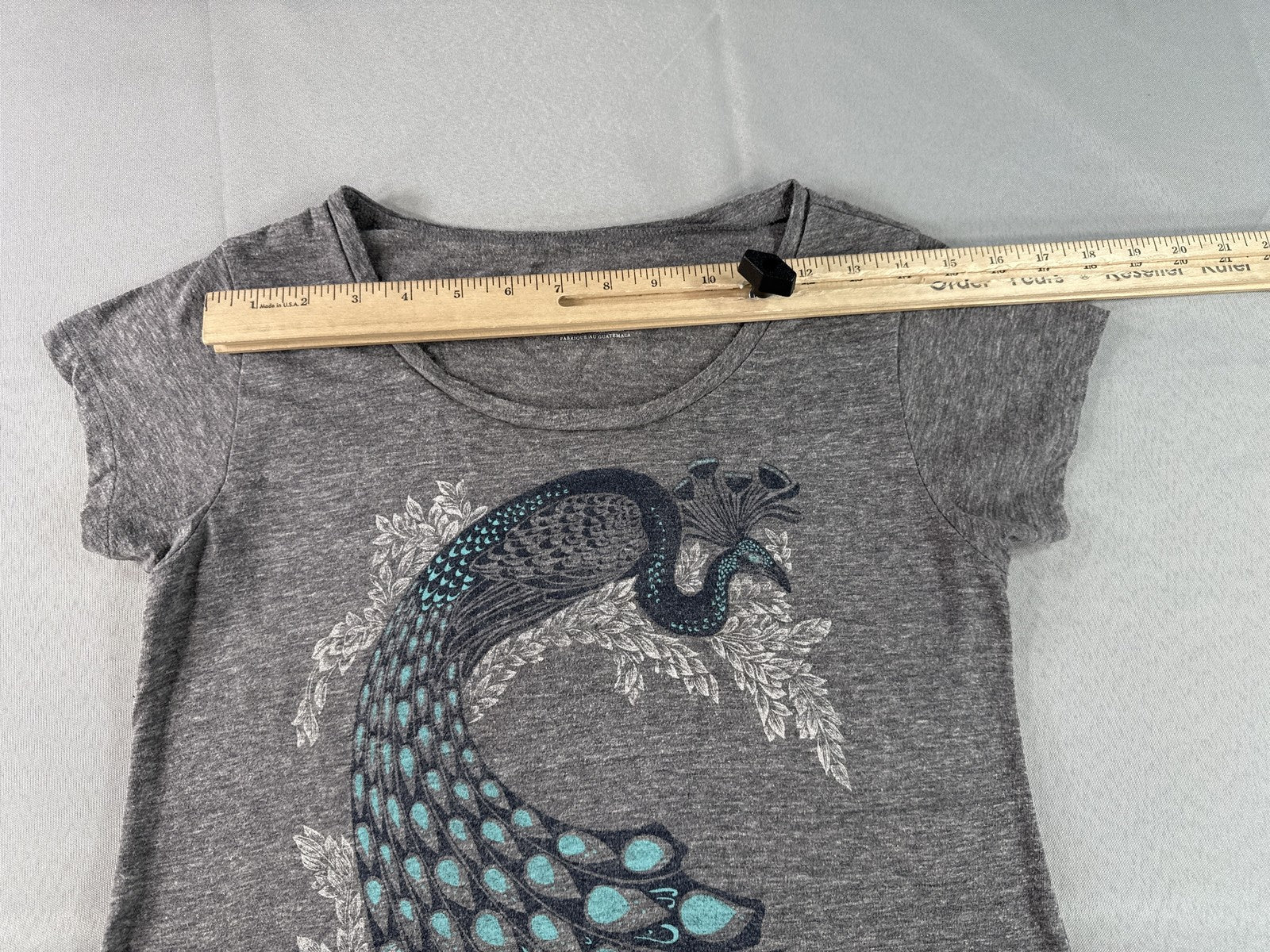 Lucky Brand Peacock Graphic Tee S S/P Gray Scoop Neck Short Sleeve Boho Top