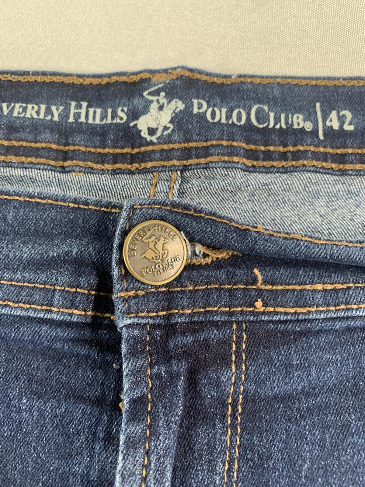 Beverly Hills Polo Club Shorts Mens 42 Blue Denim Relaxed Fit Distressed Casual