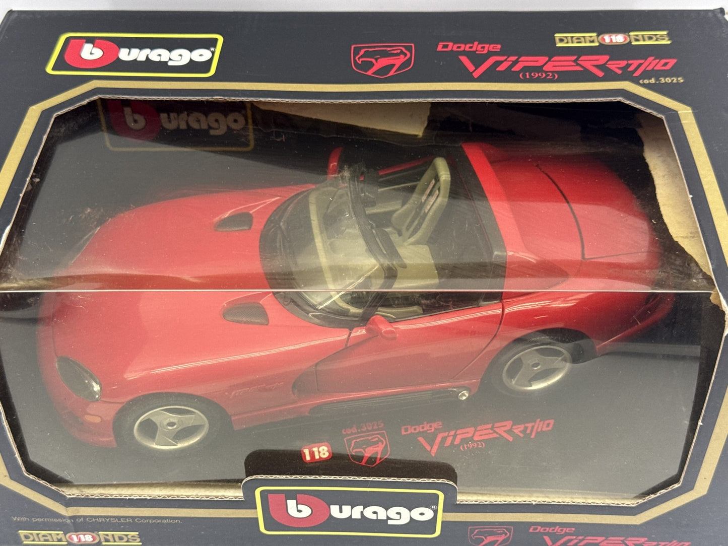 Bburago Dodge Viper 1:18 Scale Diecast Model Car Red Metal Detailed Interior Die