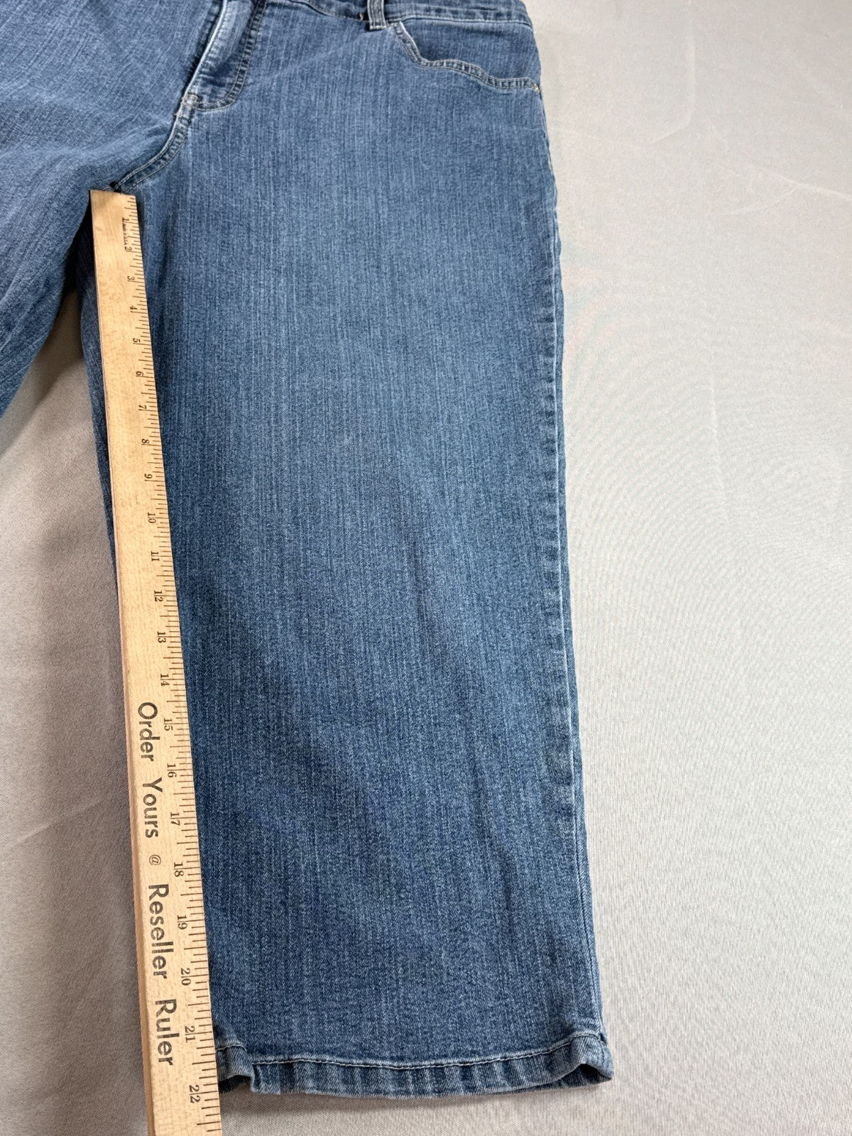 Style & Co Denim Capri Jeans Womens 18 Blue Stretch Mid Rise Cropped Pants