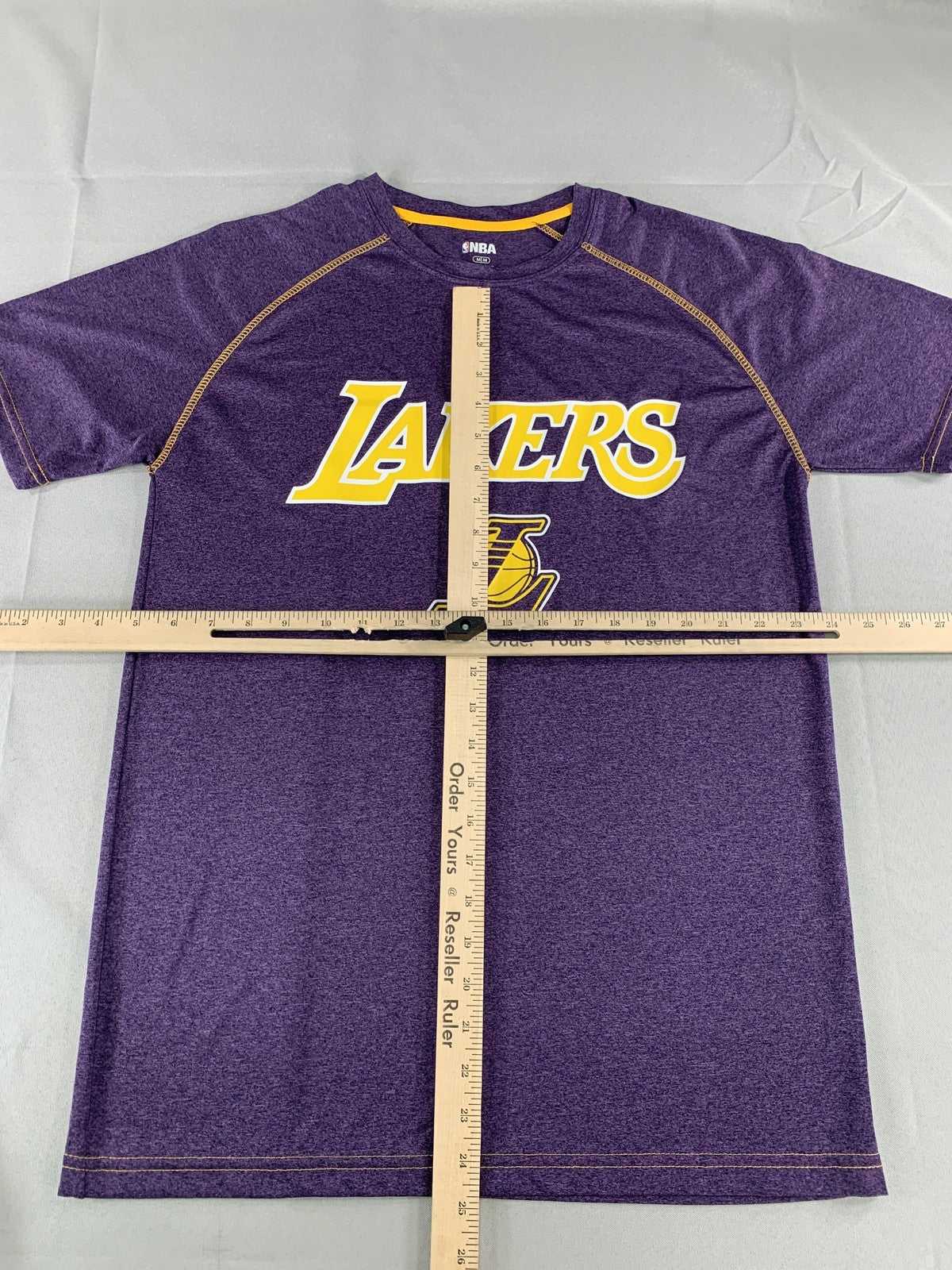 Los Angeles Lakers Shirt Mens Medium NBA Basketball Polyester Lightweight Tee