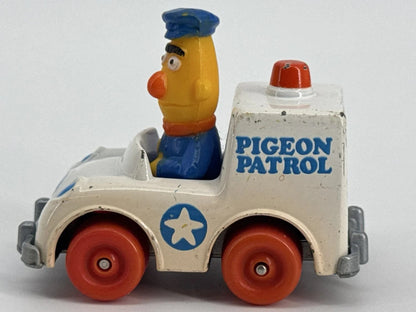 1981 Playskool Sesame Street Bert Pigeon Patrol Diecast Car Vintage Toy Apparel