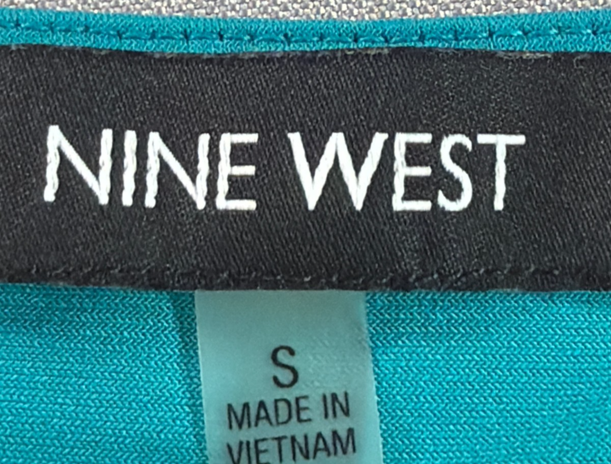 Nine West Sleeveless Twist Knot Front Top Teal Blue Scoop Neck Stretch Small
