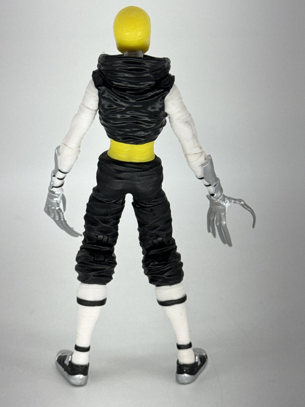 The Loyal 6" Subjects Yellow Assassin TMNT BST AXN Action Figure 2024
