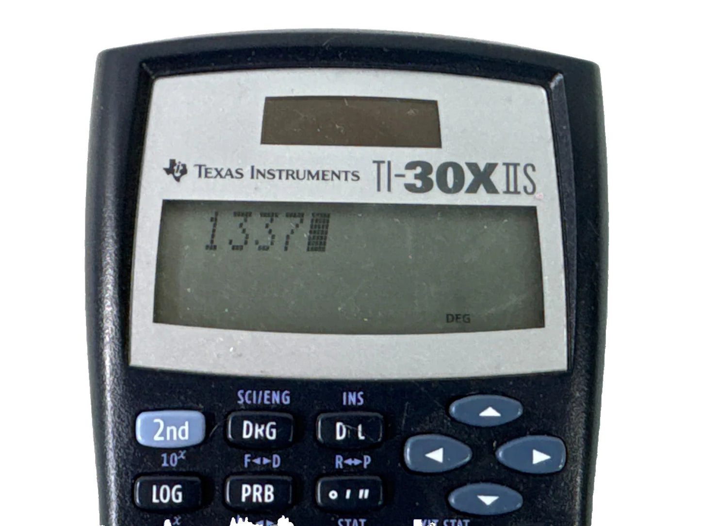 Texas Instruments TI-30X IIS Scientific Calculator Dual Power Tested Works Used