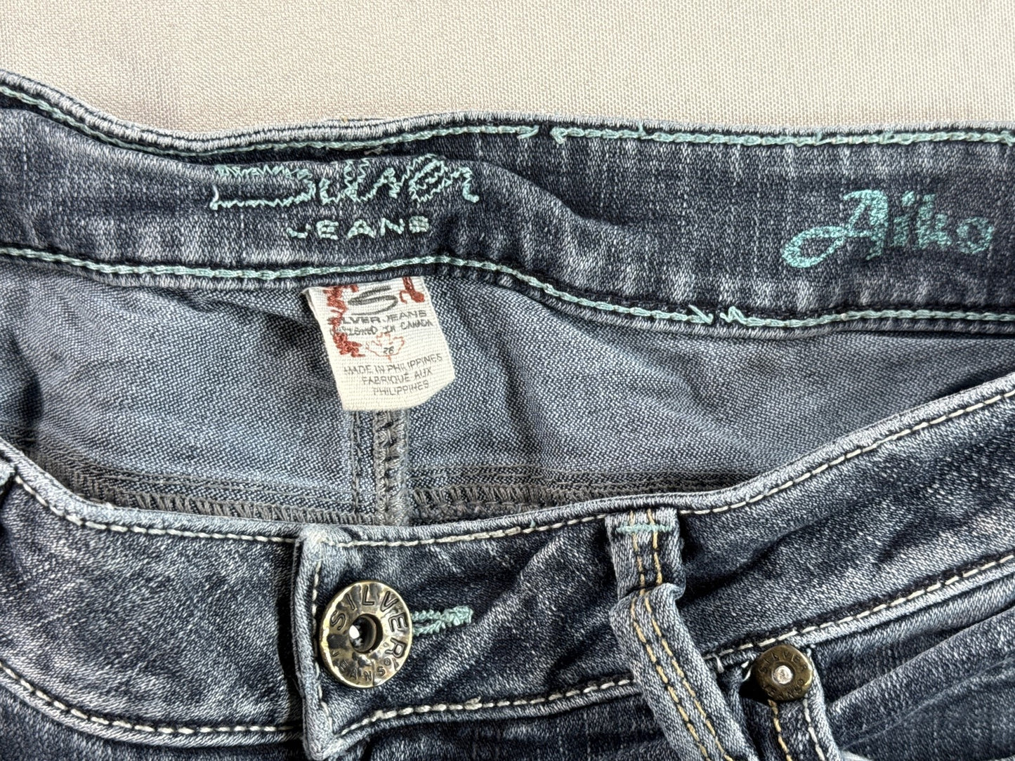 Silver Jeans Co Aiko Bootcut Jeans Womens 32 Blue Denim Low Rise Flare