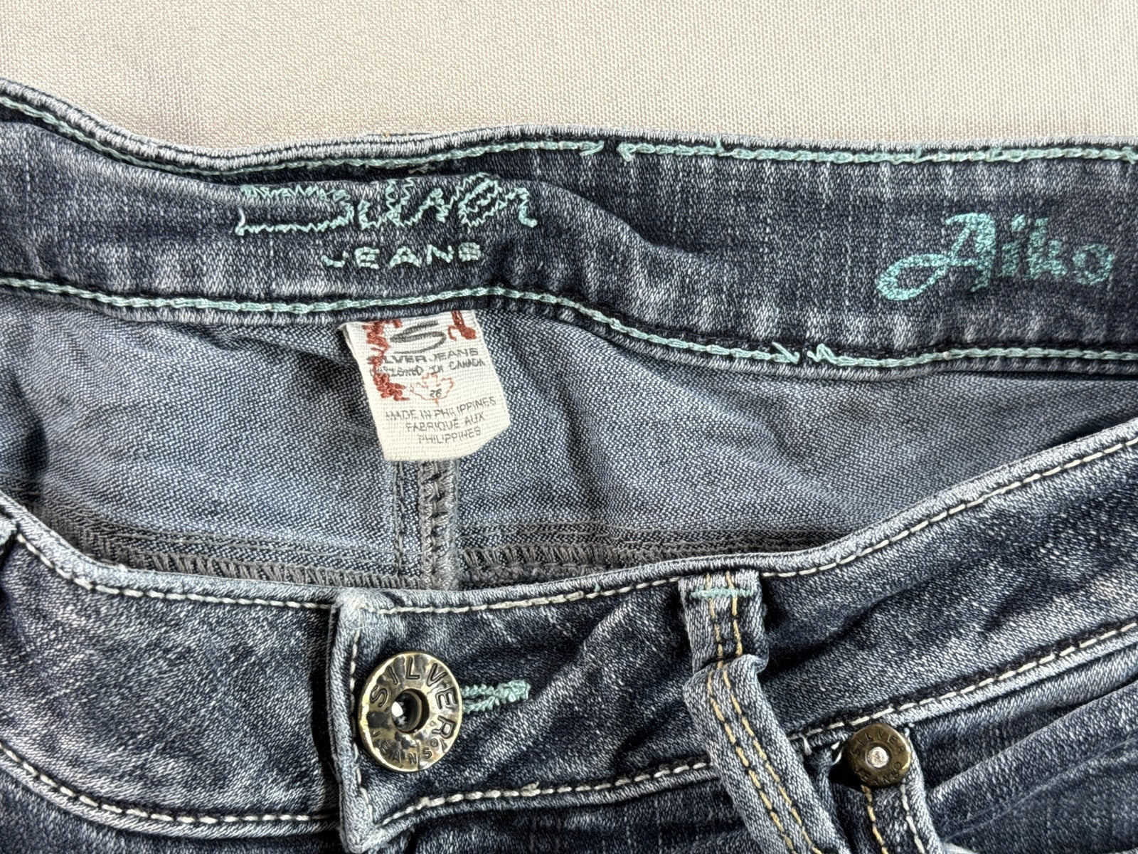 Silver Jeans Co Aiko Bootcut Jeans Womens 32 Blue Denim Low Rise Flare
