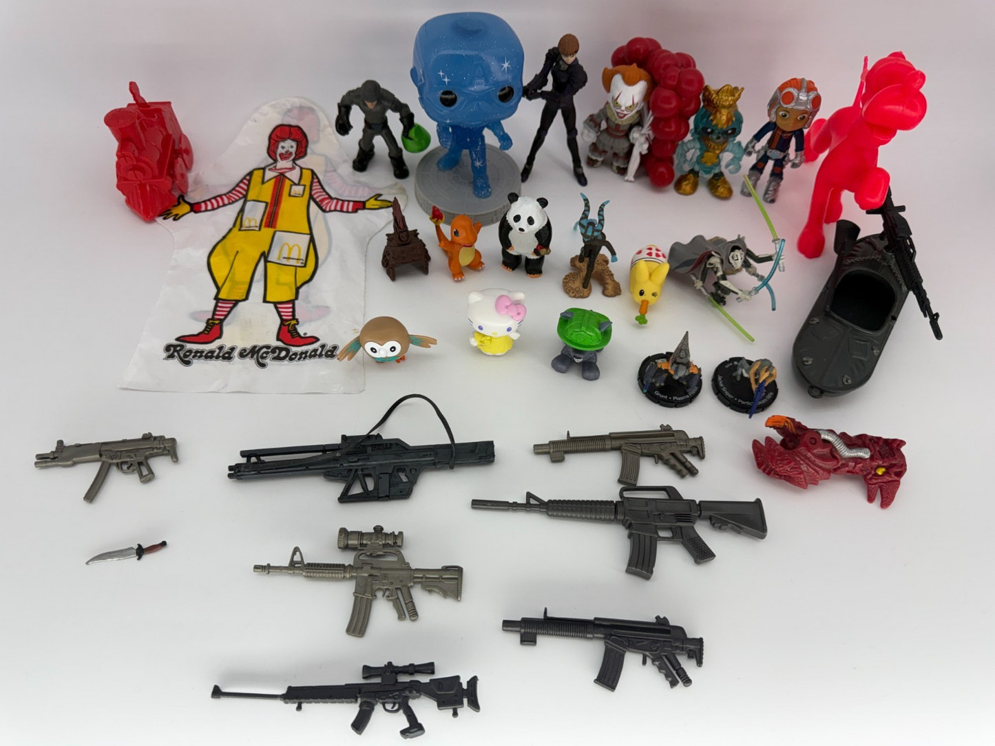 Mixed Toy Lot Figures Accessories Weapons McDonalds Hello Kitty Pokemon Star 946
