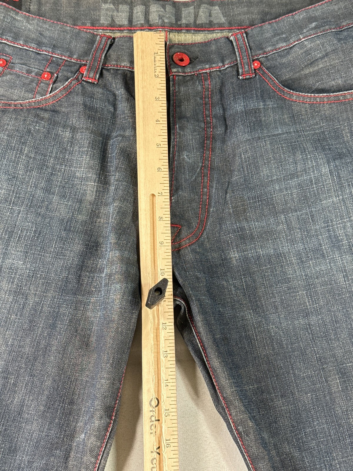 EVISU Classic Straight Leg Jeans 36 Blue 100% Cotton Faded Look Red Denim