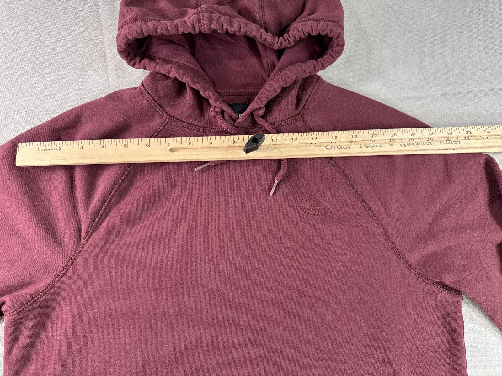 Vans Pullover Hoodie Medium Burgundy Long Sleeve Streetwear Unisex Fleece