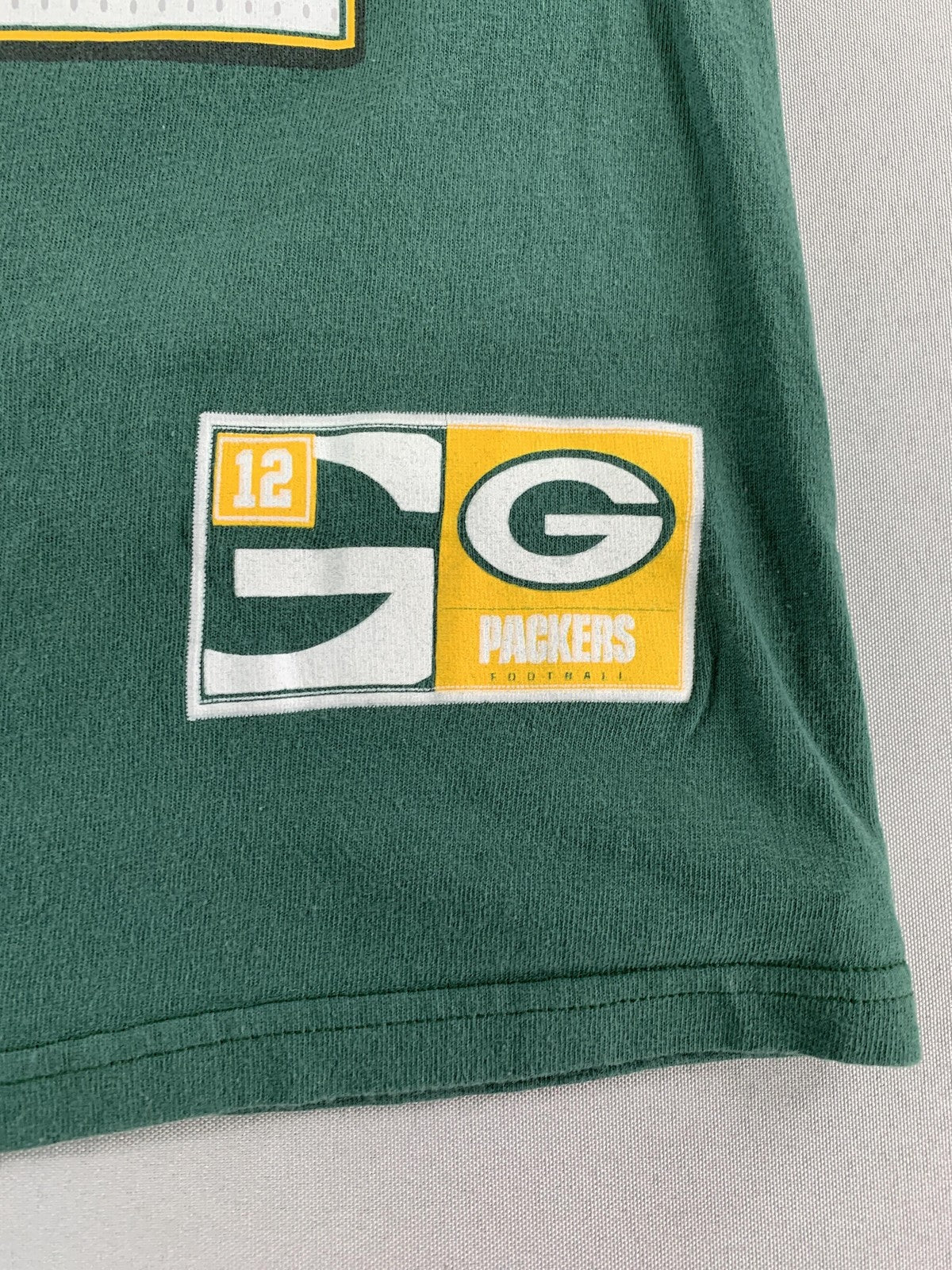 Green Bay Packers Shirt Mens Small Green NFL Football 12 Rodgers Majestic Tee