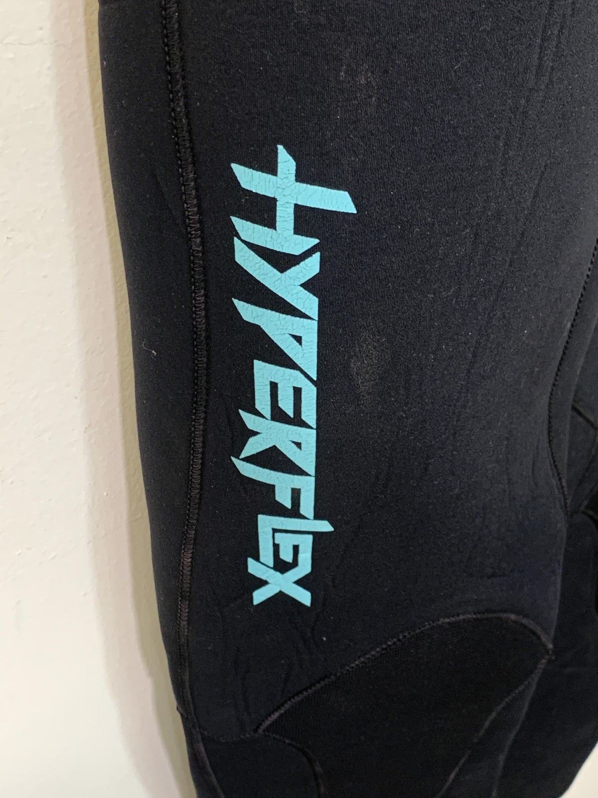 Hyperflex VYRL 4mm Youth Wetsuit Size 14 Black Chest Zip Full Suit Surf Neoprene