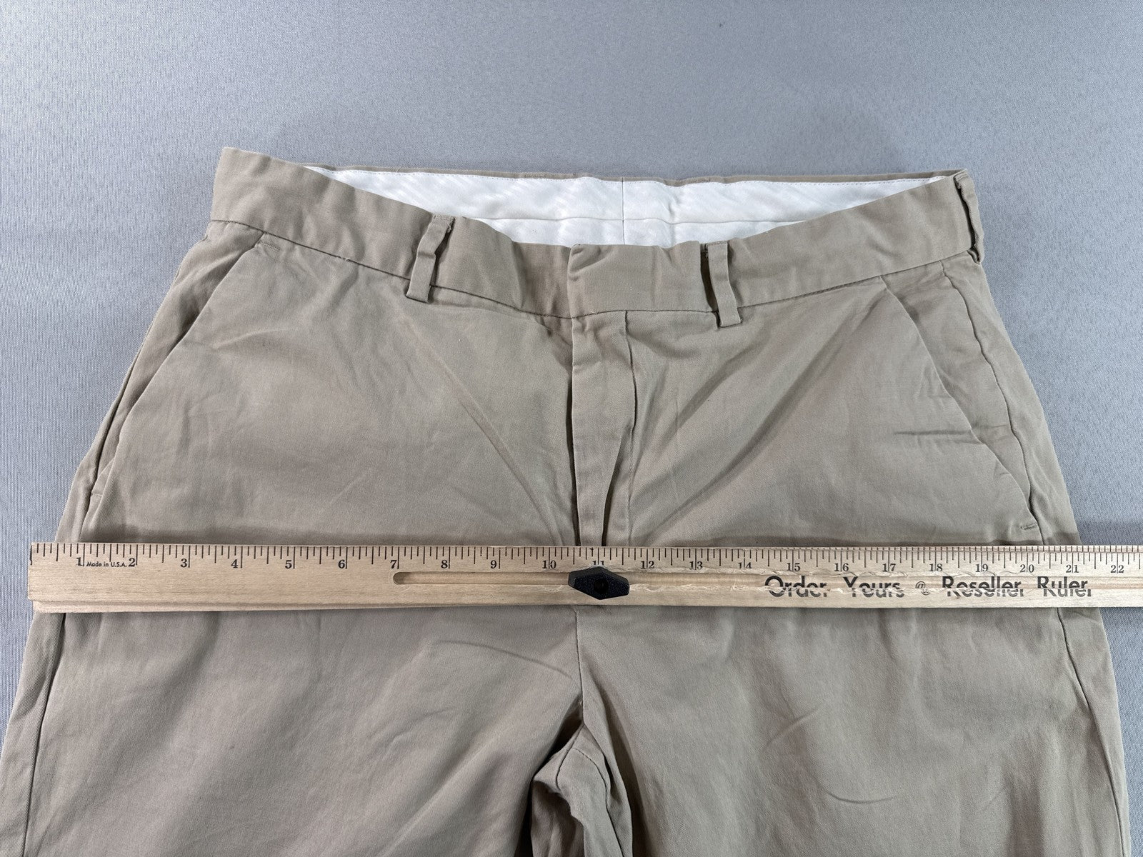 EXPRESS Chino Pants 34 34/32 Beige Cotton Spandex Flat Front Regular Fit Slim