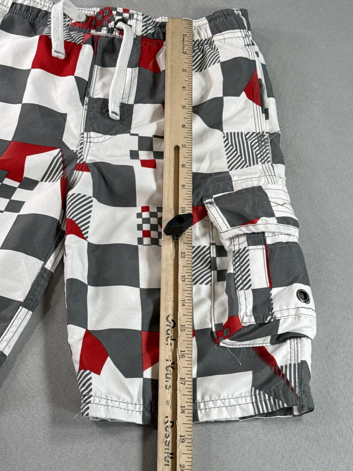 REBEL ACTIVE Streetwear Cargo Shorts YEARS 140CM Gray Red White Cotton Regular