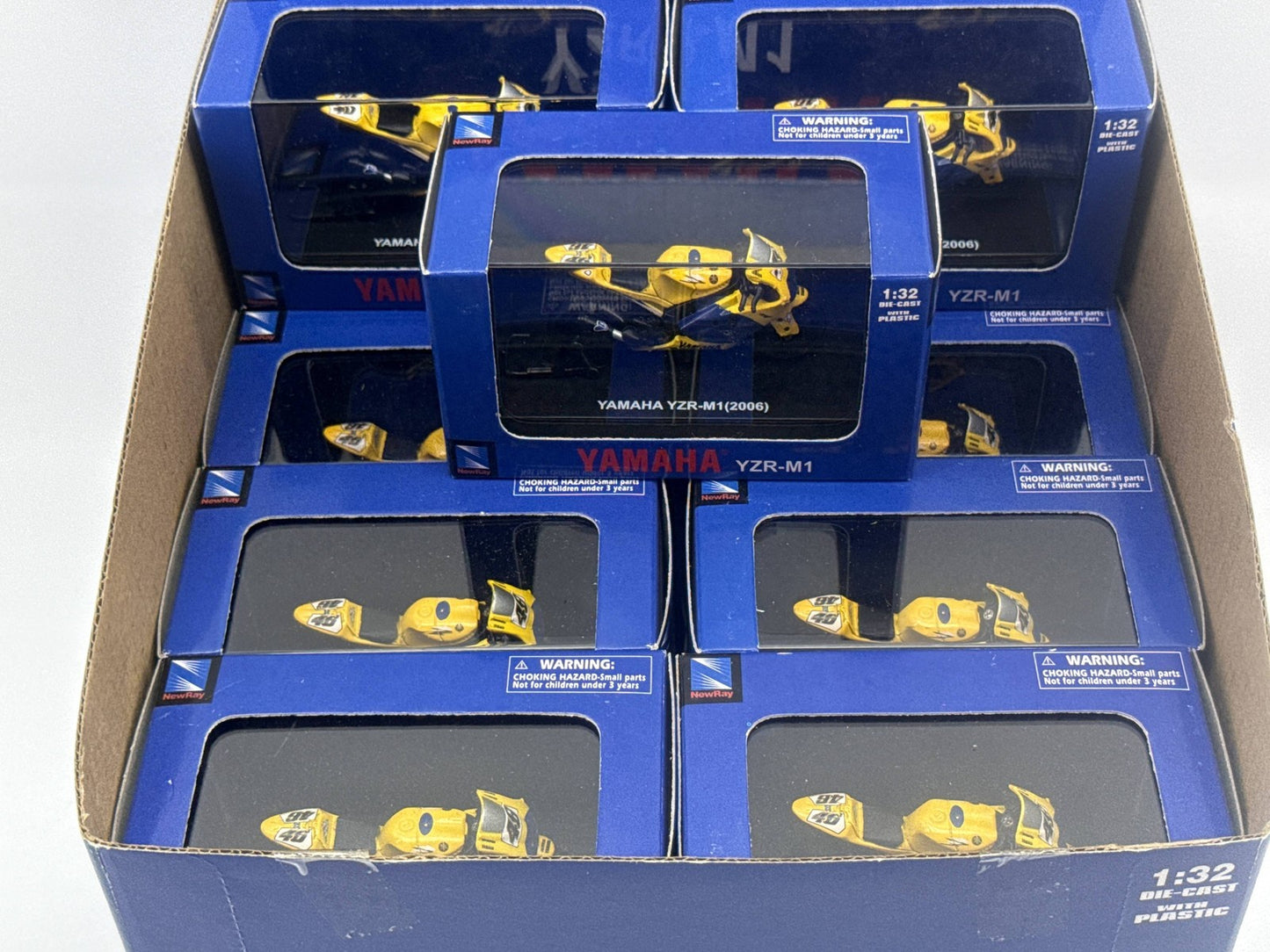 Yamaha YZR M1 1:32 Scale Die Cast Model NewRay Box Set Collectible