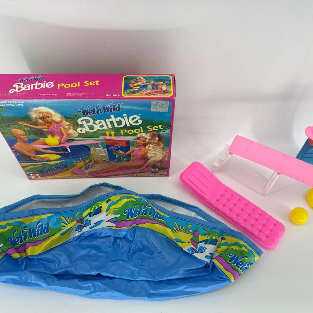 1989 Mattel Barbie Wet 'n Wild Pool Set w Box amp Accessories aposn Apparel