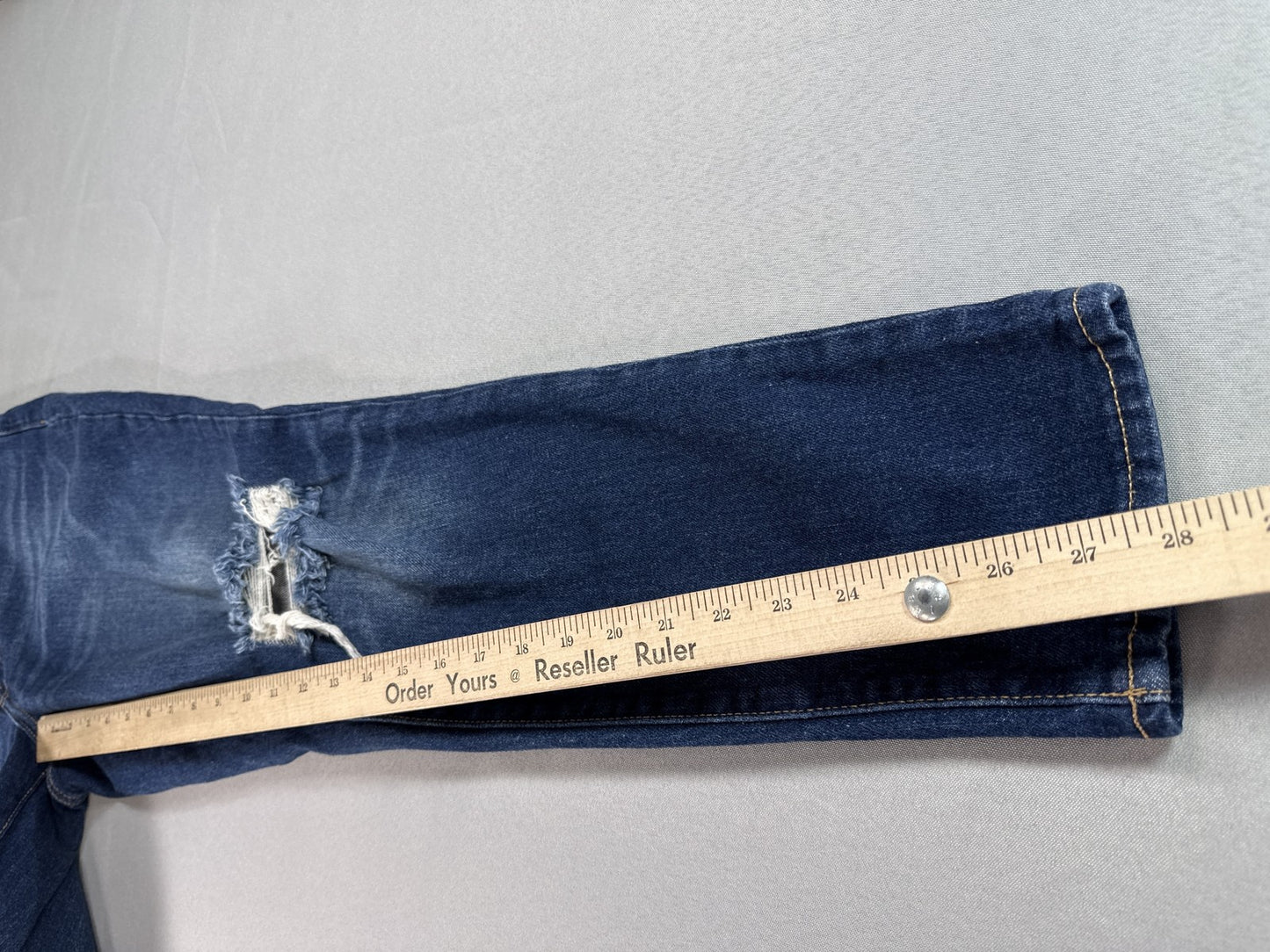 Old Navy Distressed Ripped Jeans Womens Blue Denim Mid Rise Skinny Stretch Rips