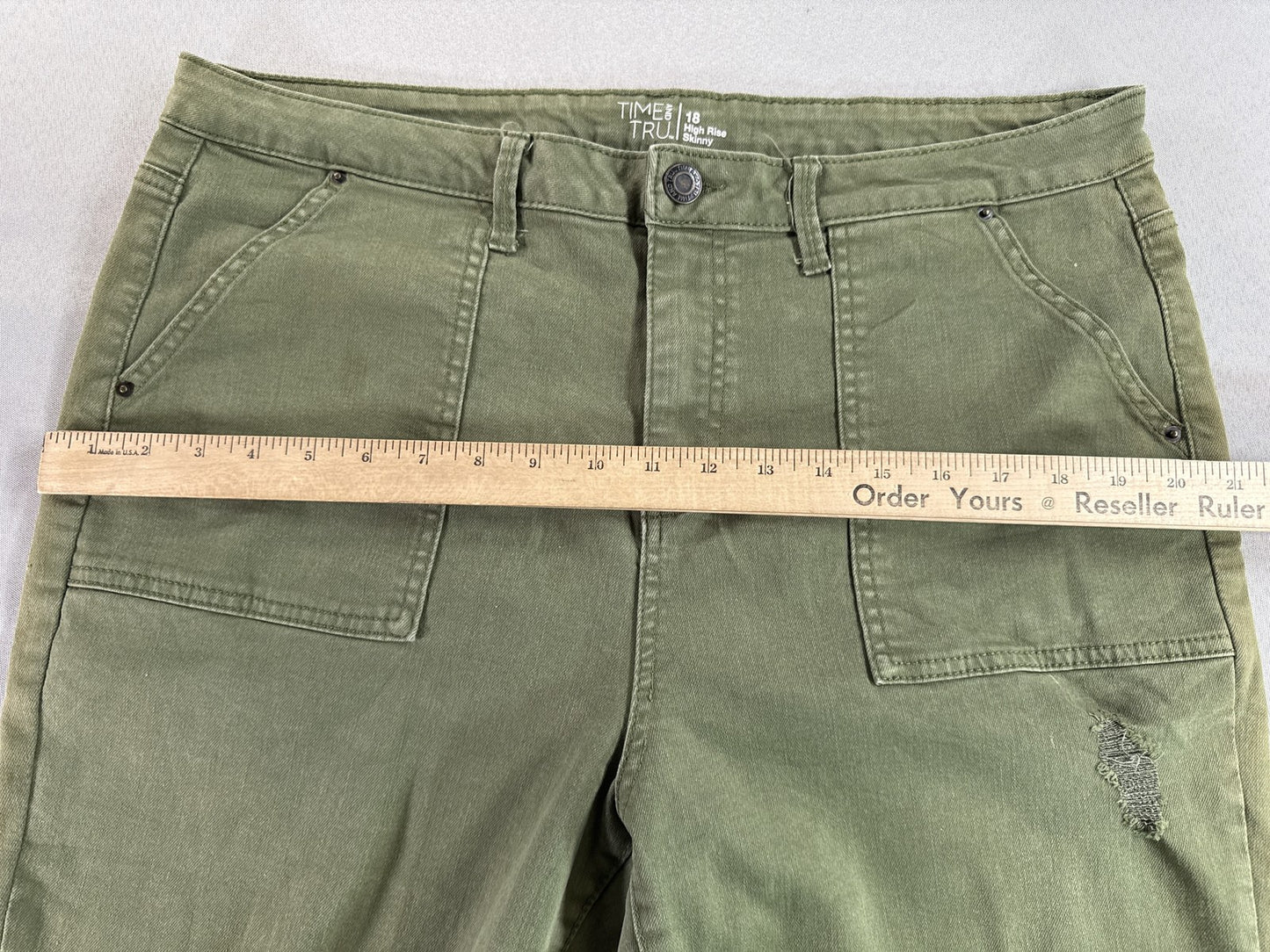 TIME TRU Cargo Pants Womens 18 Olive Green Cotton Relaxed Fit Distressed Ripped