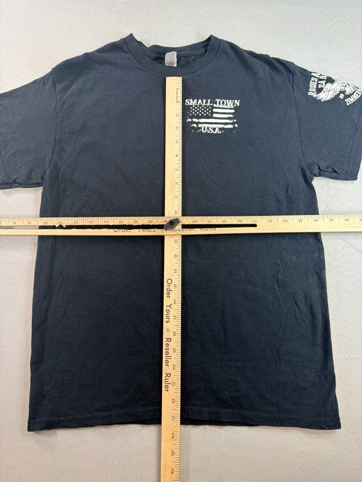Try That In A Small Town USA Flag Gildan Heavy Cotton Black Graphic Tee Mens M