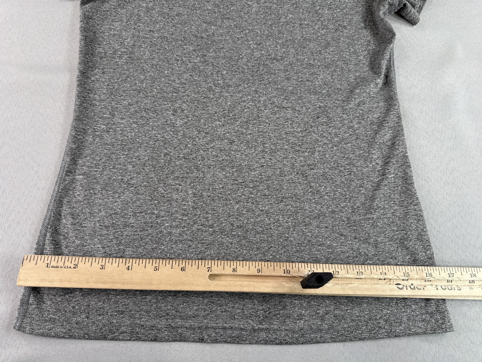 Nike Dri Fit Tee S Gray Crewneck Short Sleeve Regular Sportswear Heather