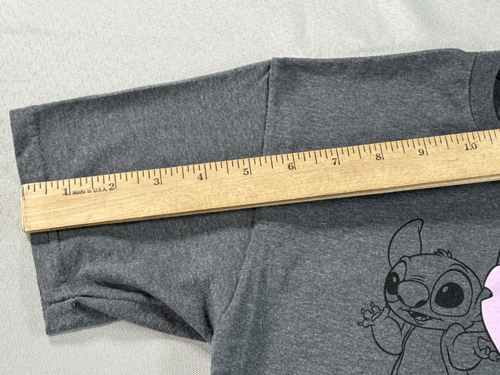Stitch Graphic Tee L/G (12/14) Gray Crewneck Short Sleeve Cotton Polyester