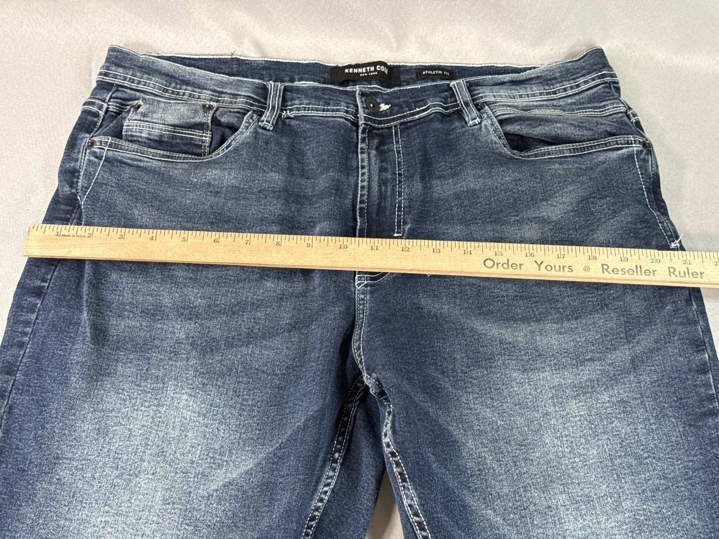 KENNETH COLE Jeans Mens 38X32 Blue Denim Relaxed Fit Distressed Wash Straight