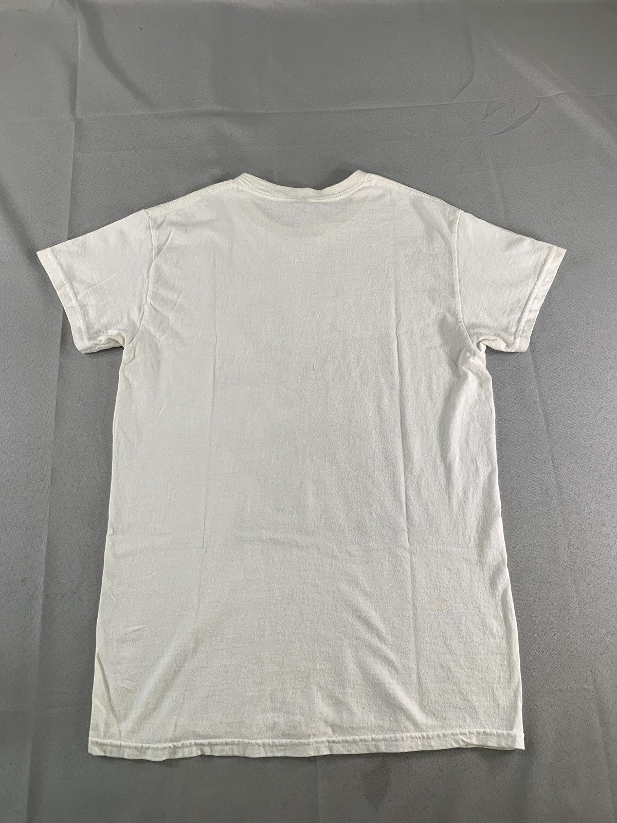 Kaguya-sama Love Is War Ultra Romantic Shirt Mens Small White Gildan Anime Tee