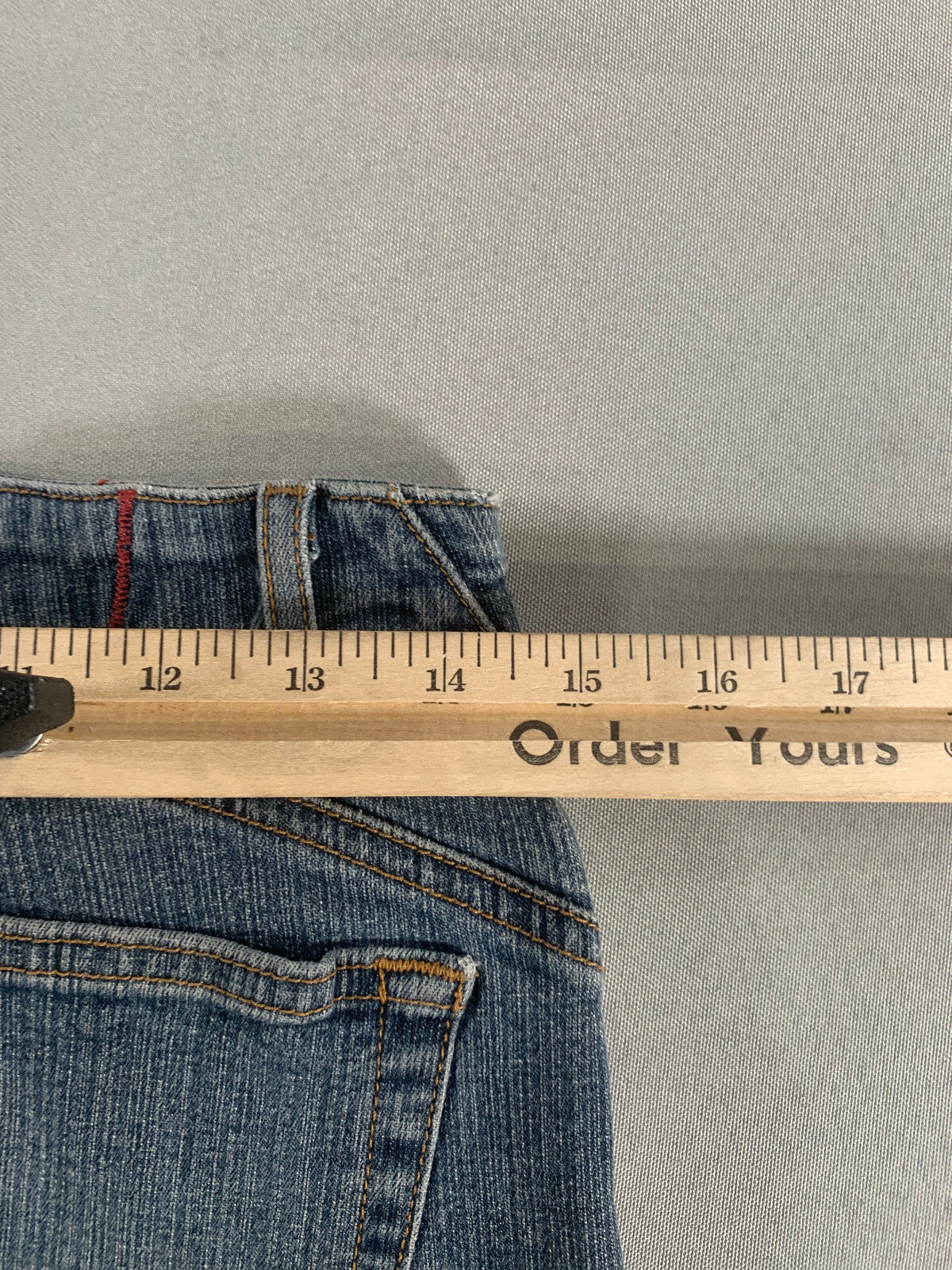 Guess Jeans Starlet Slim Bootcut Women 30x26 Blue Stretch Denim Mid Rise USA 138