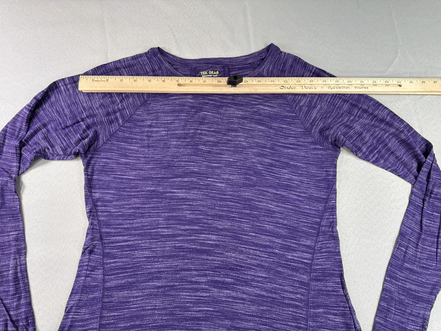 Tek Gear Heathered Long Sleeve Crewneck Top Womens Purple Rayon Polyester M