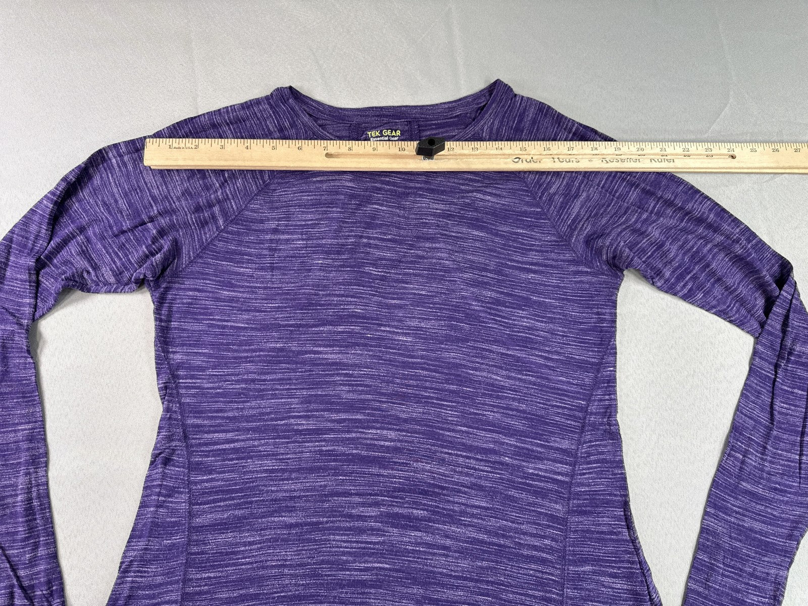 Tek Gear Heathered Long Sleeve Crewneck Top Womens Purple Rayon Polyester M