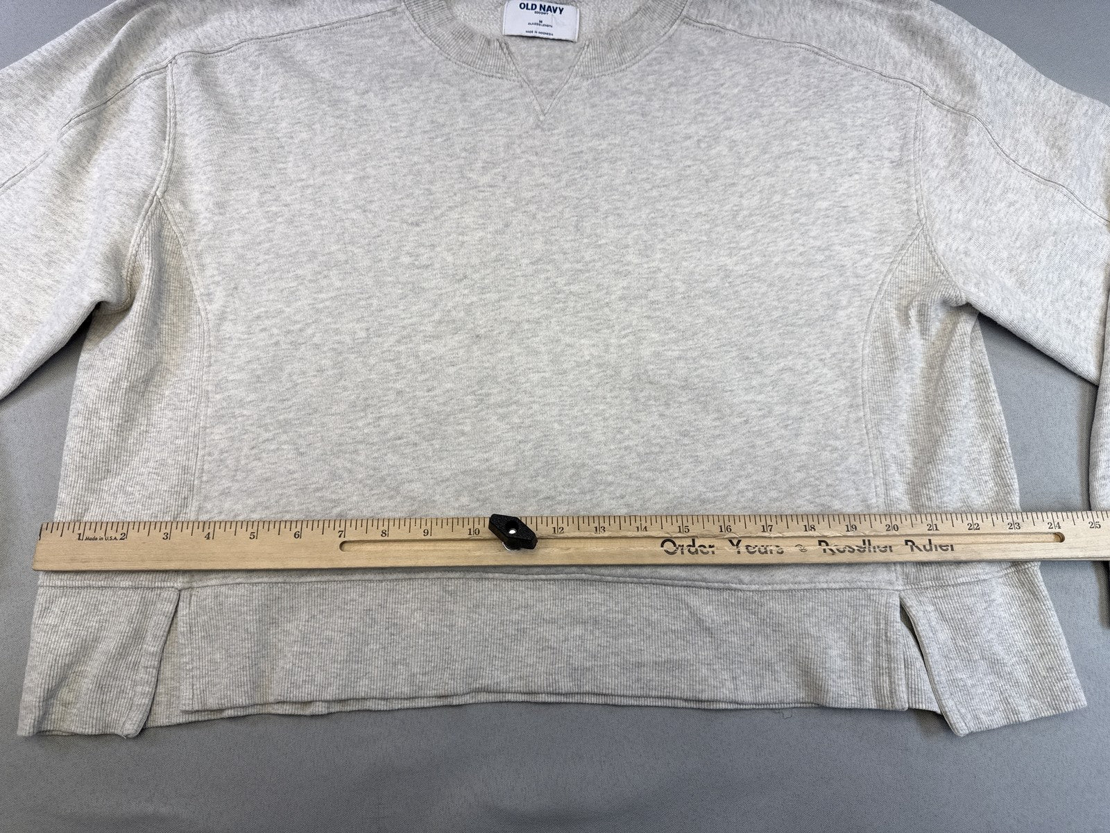 Old Navy Heather Sweatshirt M Gray Cotton Polyester Crewneck Long Sleeve Soft