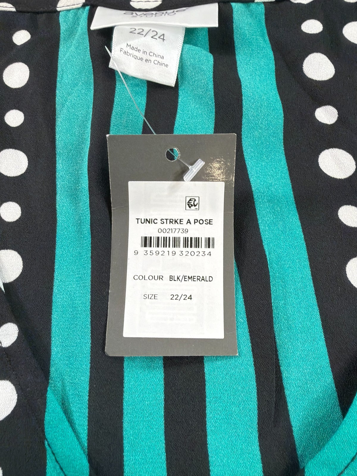 Avenue Studio Tunic NWT 22/24 Black Emerald Polka Dot Ruffle Sleeve V Neck Top