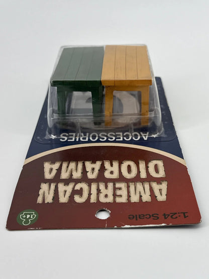 American Diorama 1:24 Scale Bench Accessory Yellow Green Display Scene Prop NIB