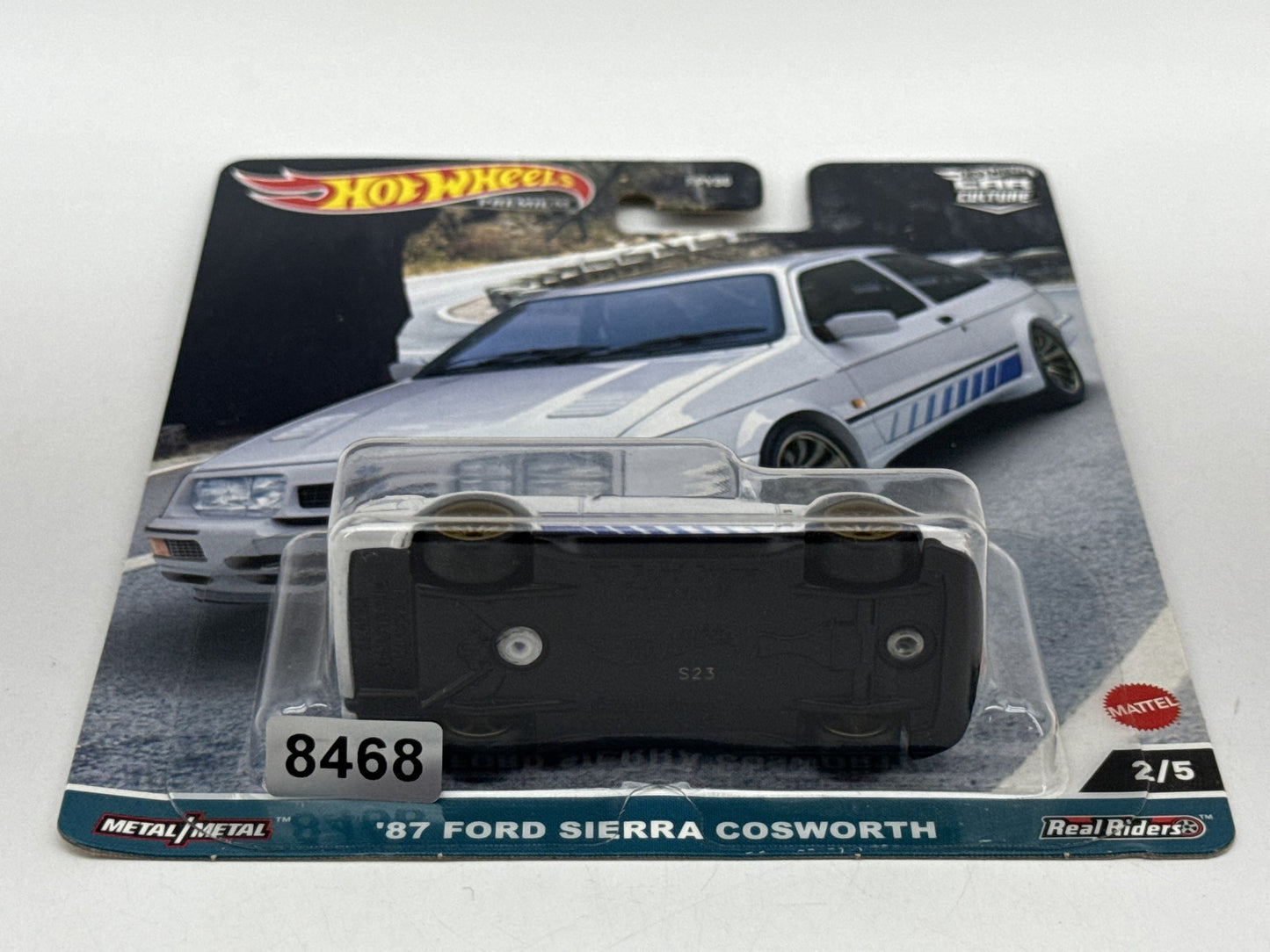 Hot '87 Ford Wheels Sierra Cosworth Premium Diecast Model 1:64 White Metal